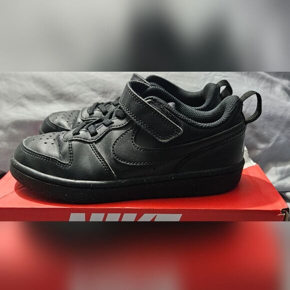 Nike Court Borough low recraft Black Velcro Sneakers 1y - Picture 2 of 5